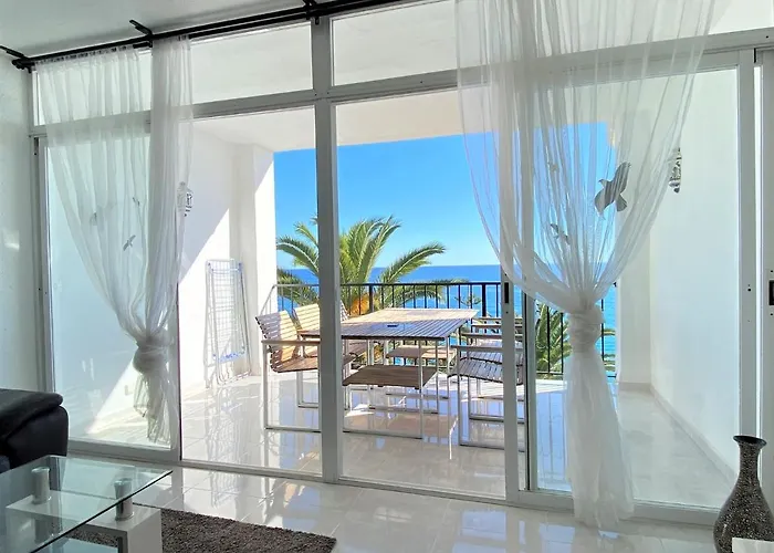 Tuhillo 2d Seaview Casasol *