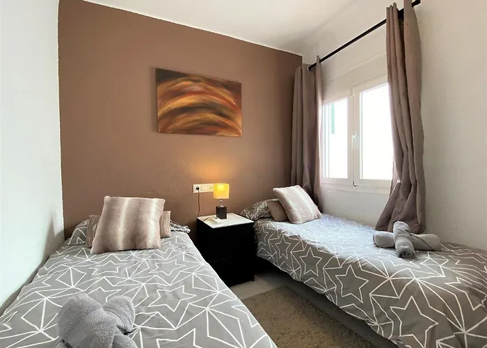 Tuhillo 2d Seaview Casasol * Нерха