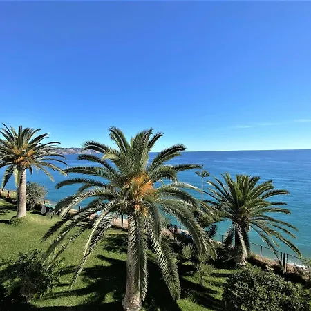 Tuhillo 2d Seaview Casasol Апартаменти