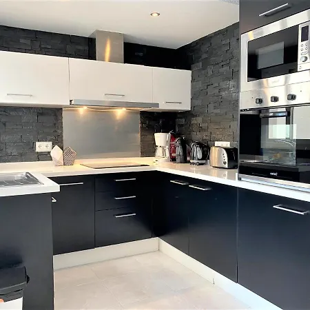 Tuhillo 2d Seaview Casasol Daire *