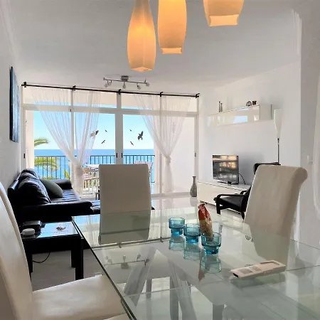 Tuhillo 2d Seaview Casasol *