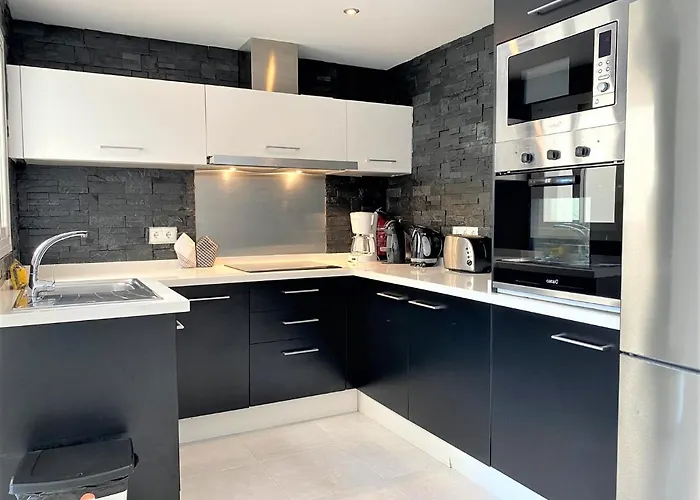 Tuhillo 2d Seaview Casasol アパート *